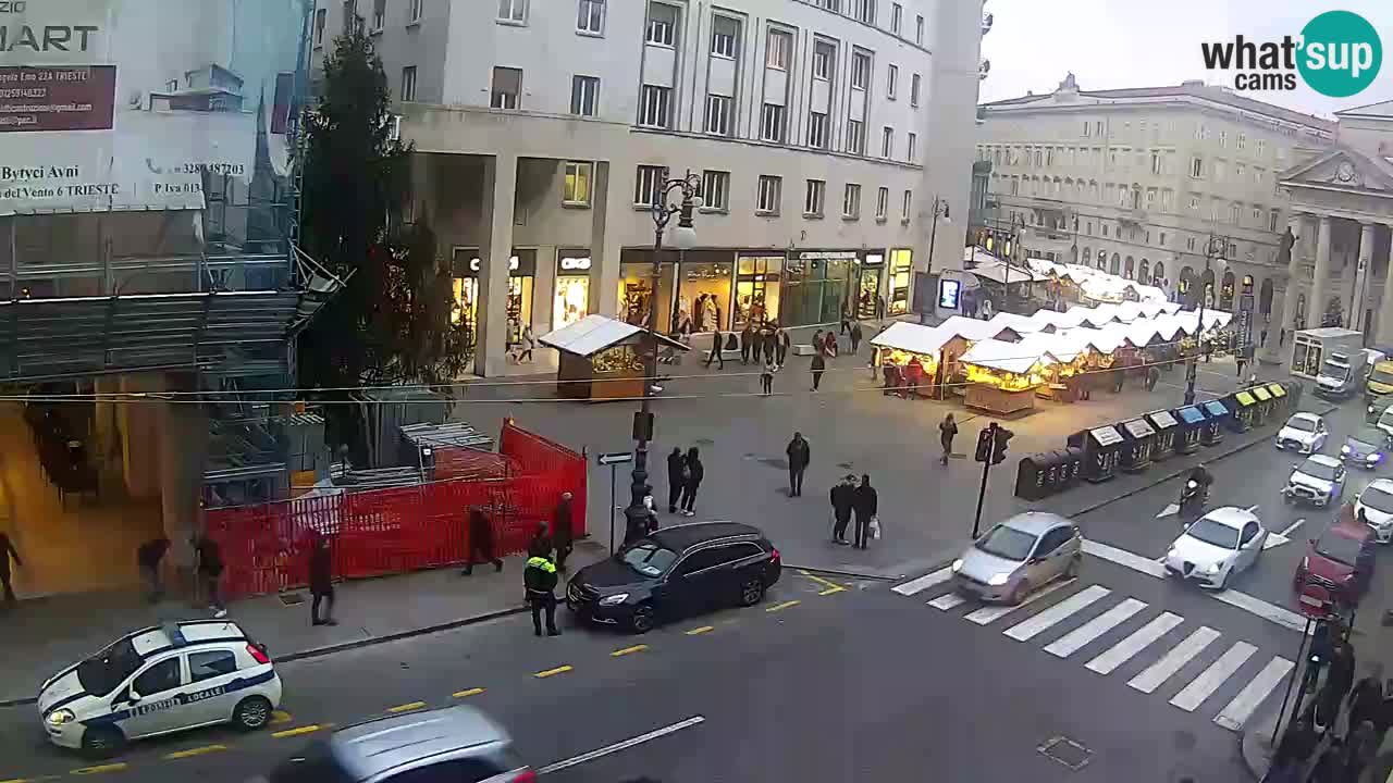 Trieste – Plaza de la Borsa webcam live