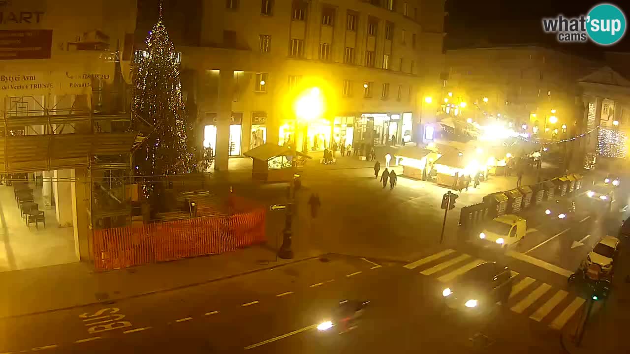 Trieste – Borsa square webcam live