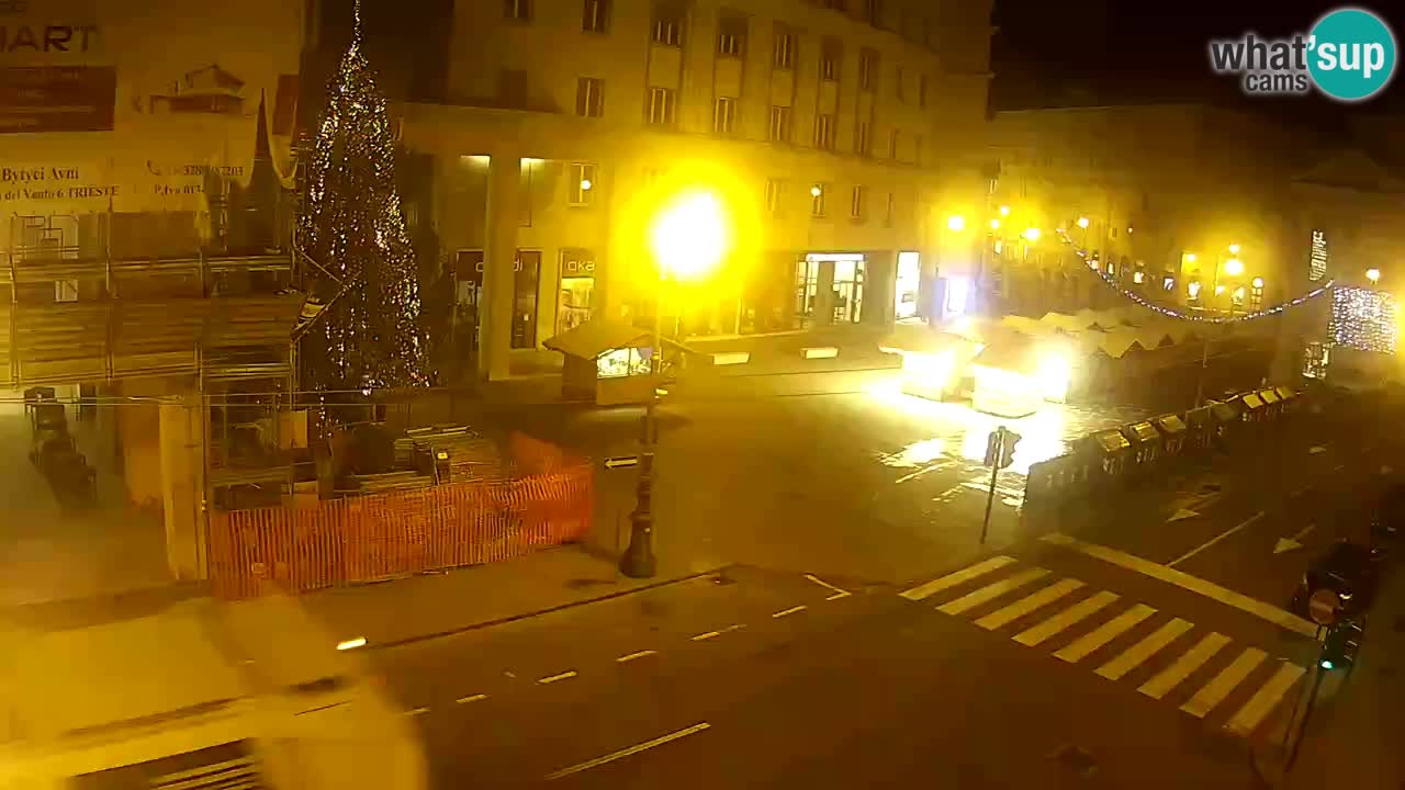 Trieste – Borsa square webcam live