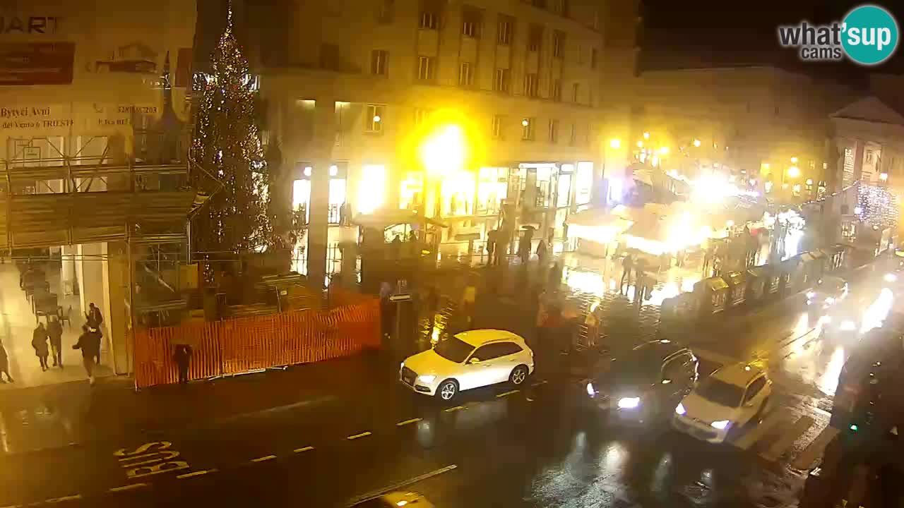 Trieste – Place de la Borsa webcam live