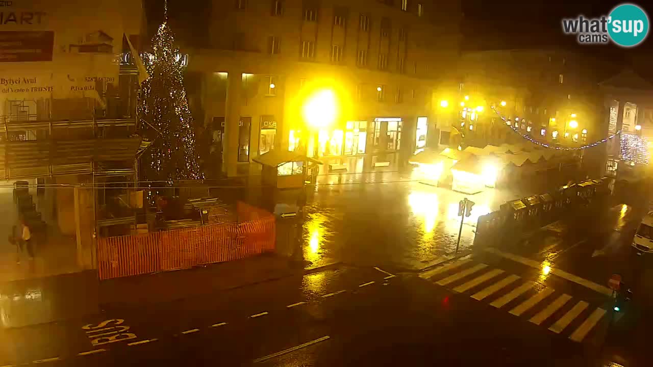 Trieste – Borsa square webcam live