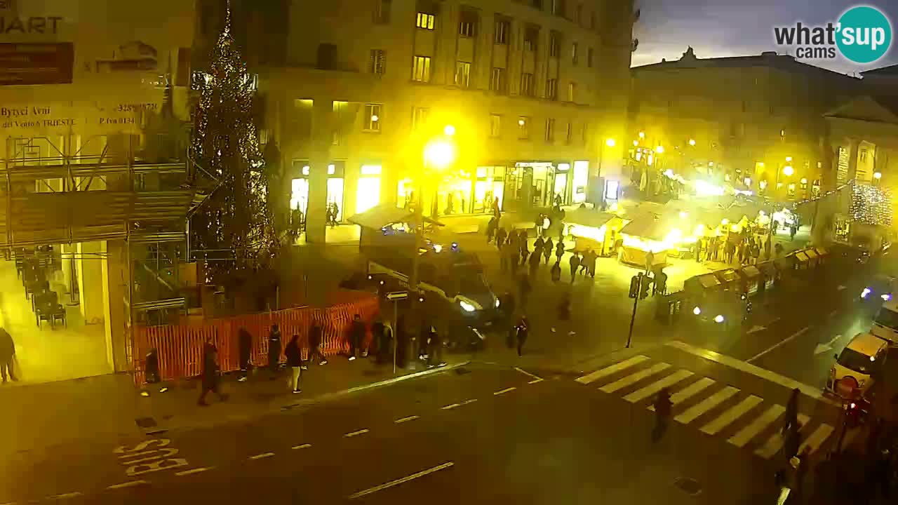 Trieste – Place de la Borsa webcam live