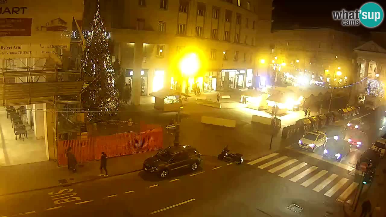 Trieste – Place de la Borsa webcam live