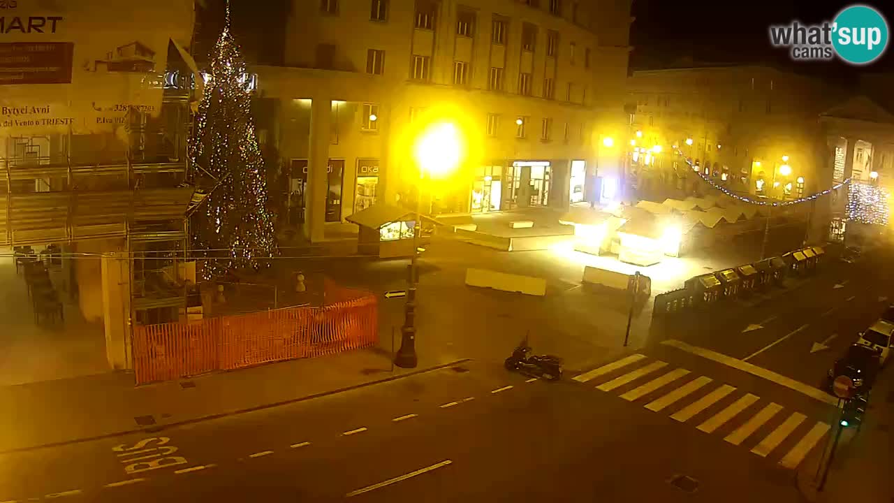 Trieste – Borsa square webcam live