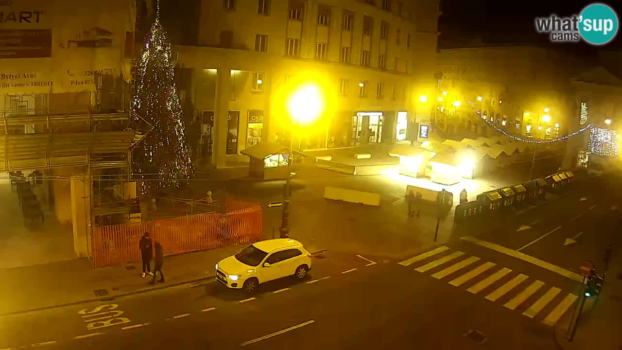 Trieste – Borsa square webcam live