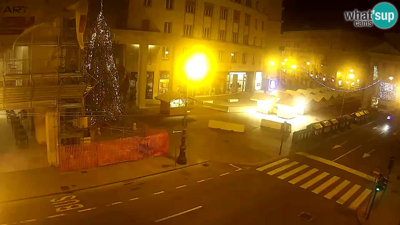 Trieste – Borsa square webcam live