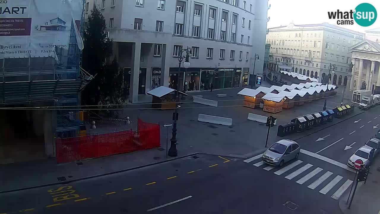 Trieste – Place de la Borsa webcam live