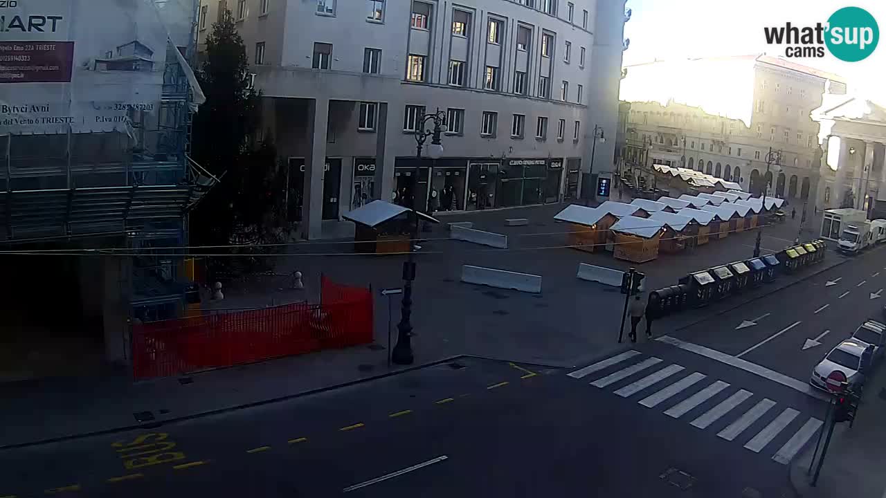 Trieste – Borsa square webcam live