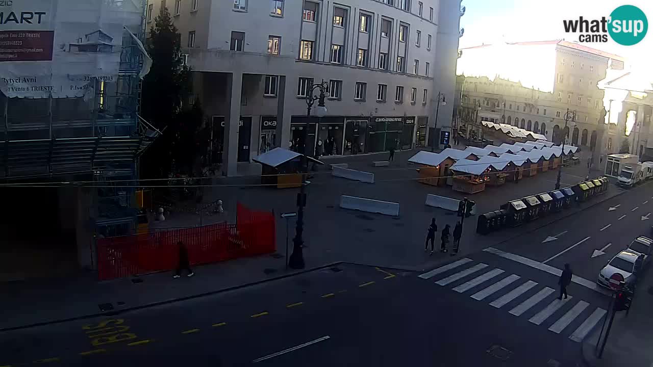 Trieste – Place de la Borsa webcam live