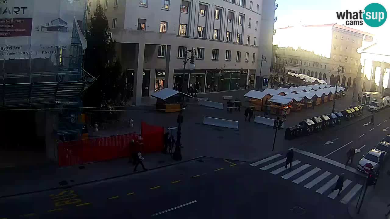 Trieste – Place de la Borsa webcam live