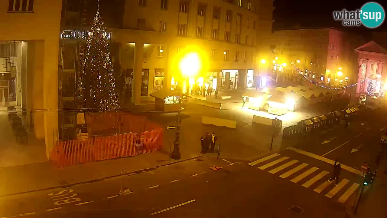 Trieste – Borsa square webcam live