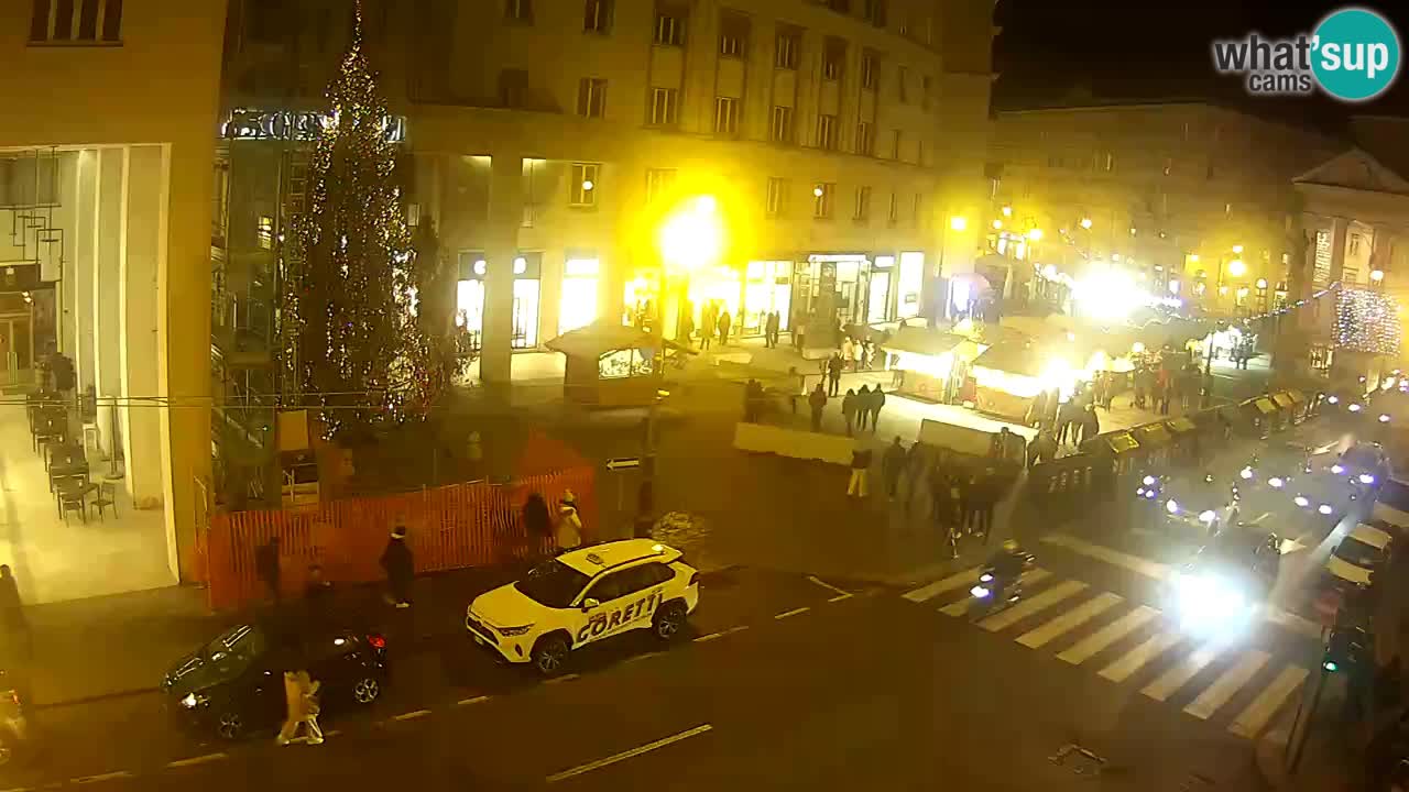 Trieste – Borsa square webcam live