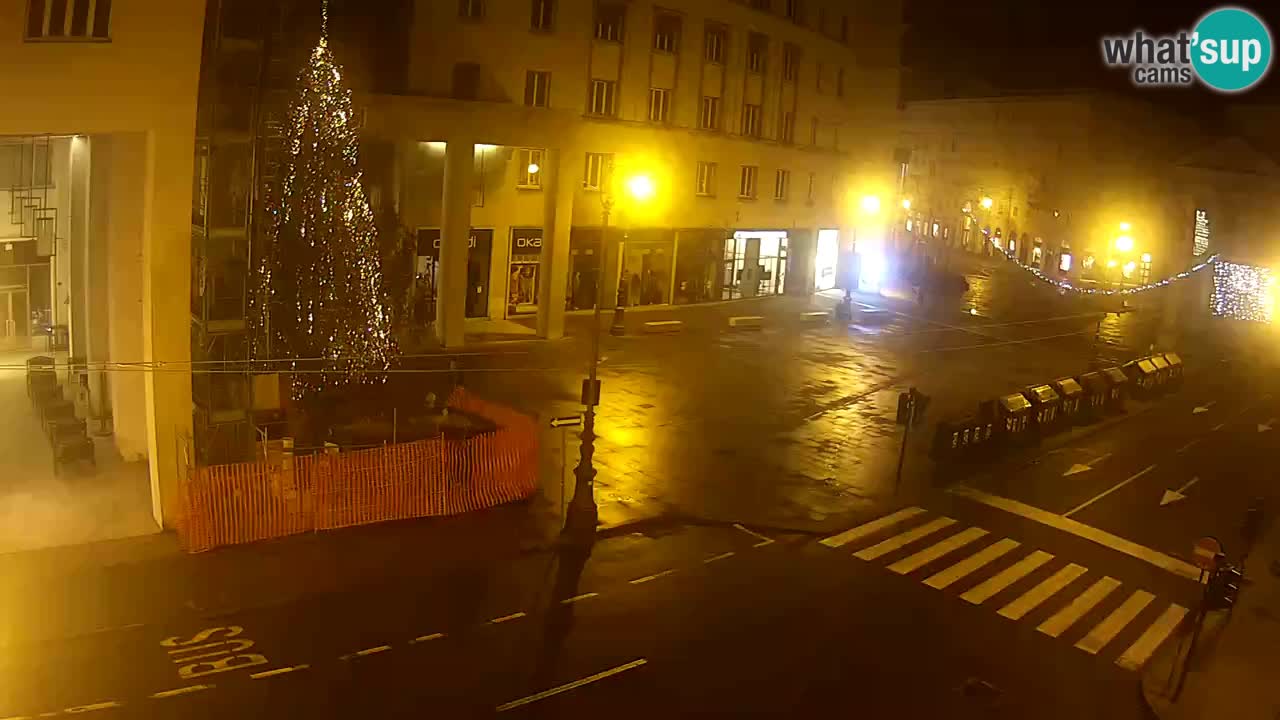 Trieste – Borsa square webcam live