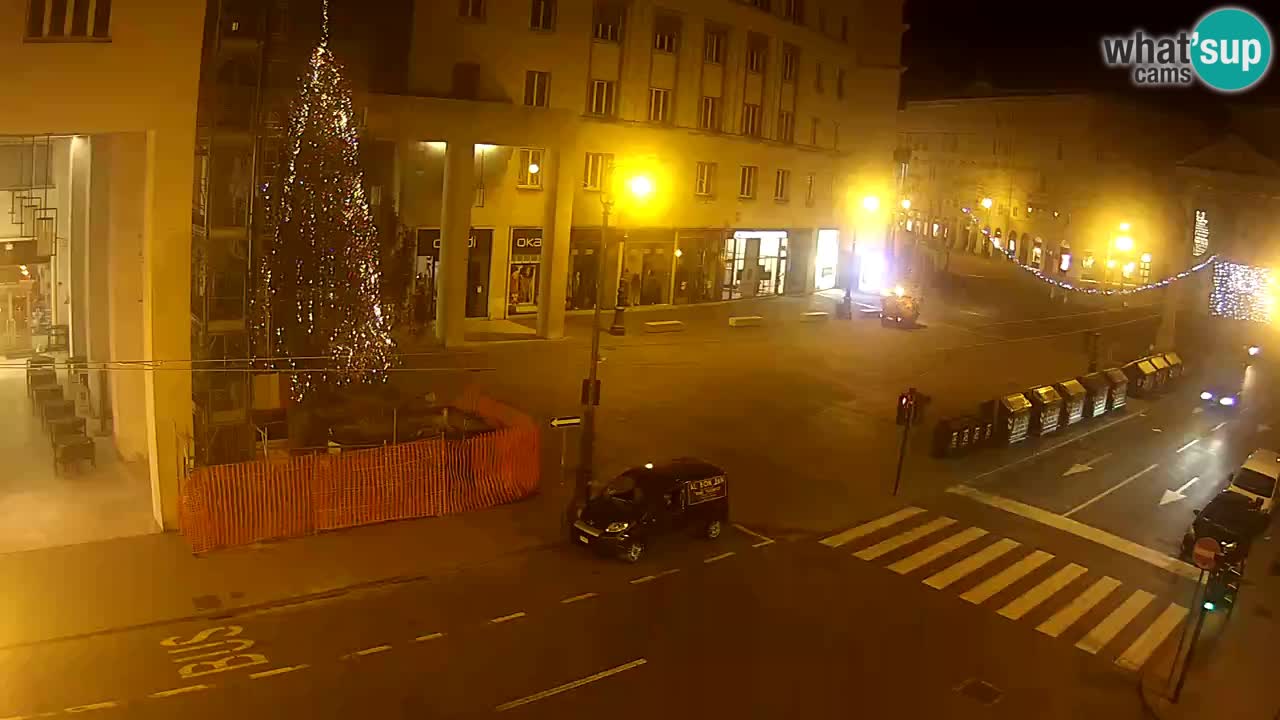 Trieste – Borsa square webcam live