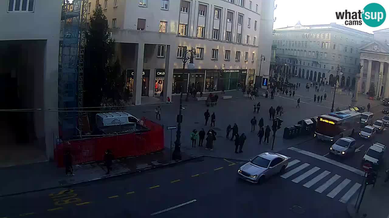 Trieste – Place de la Borsa webcam live