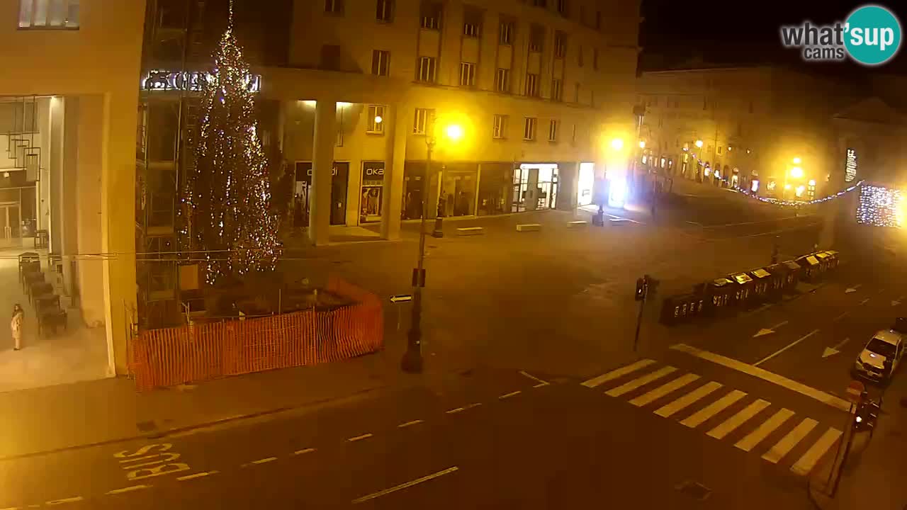 Trieste – Borsa square webcam live