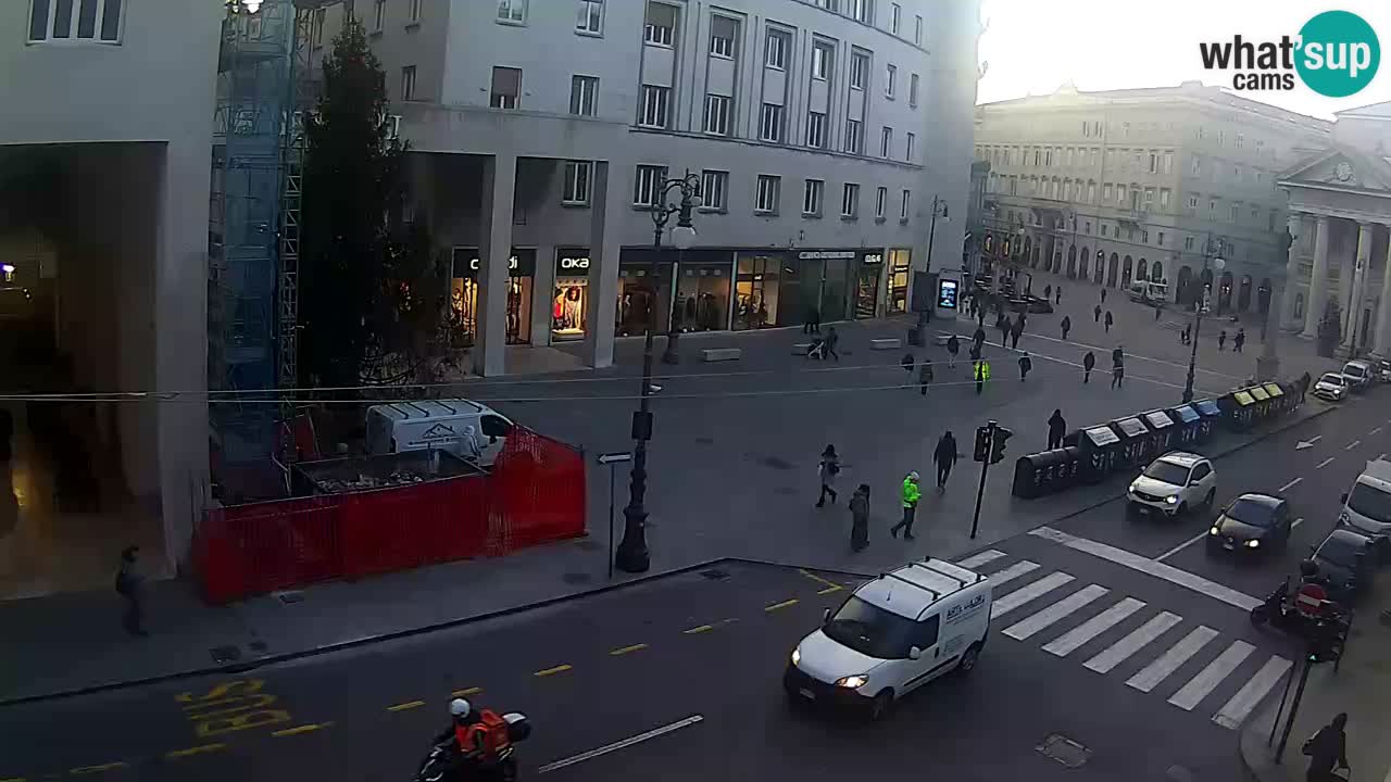 Trieste – Borsa square webcam live