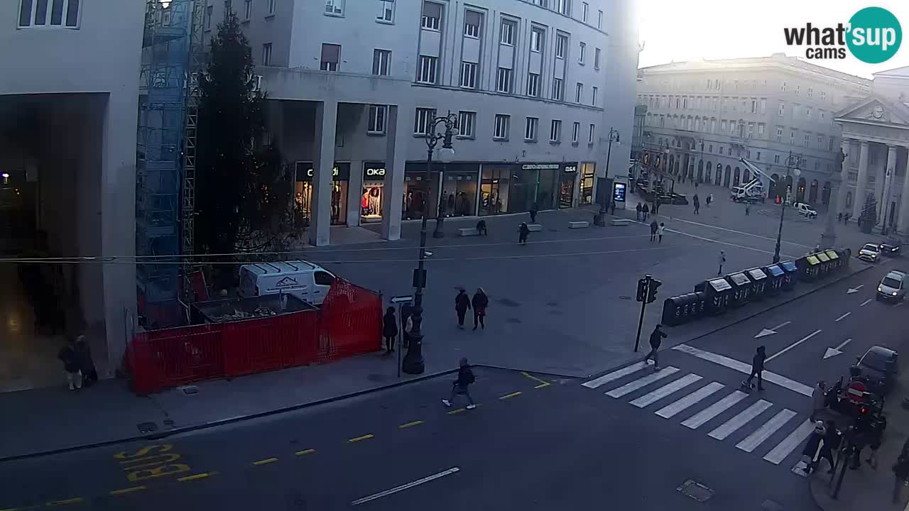 Trieste – Borsa square webcam live