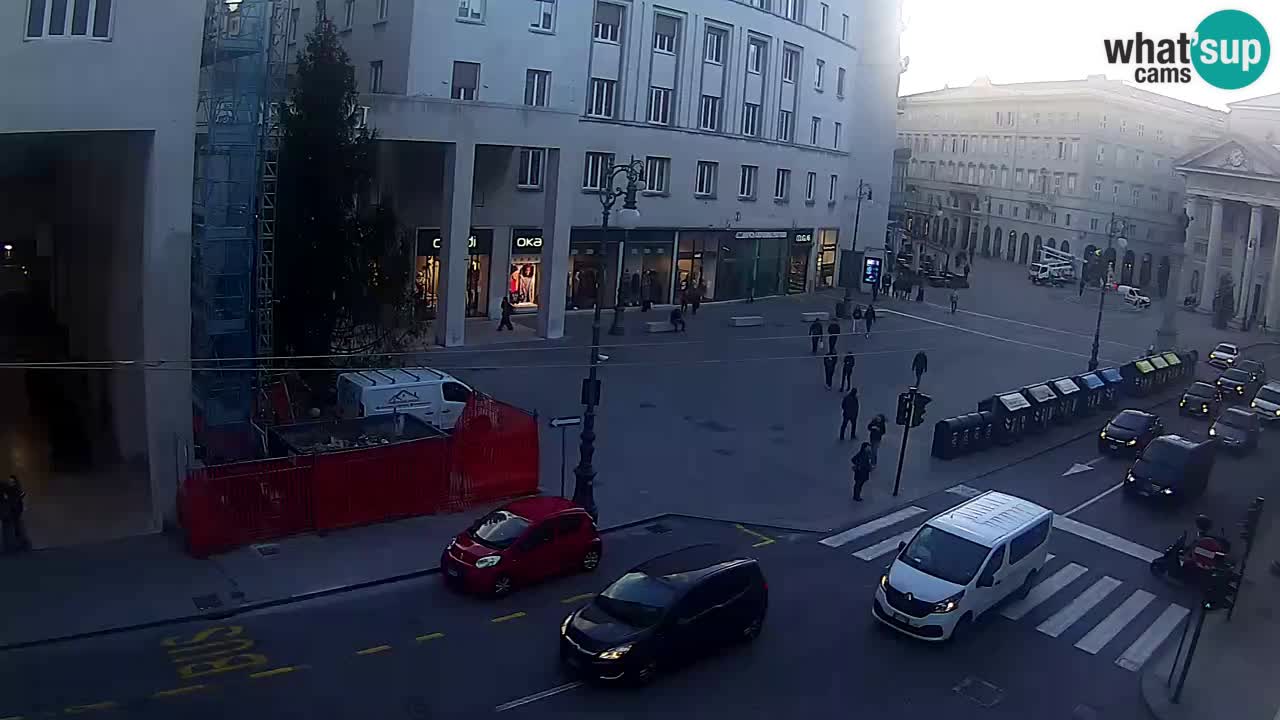 Trieste – Borsa square webcam live