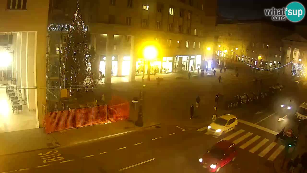 Trieste – Borsa square webcam live