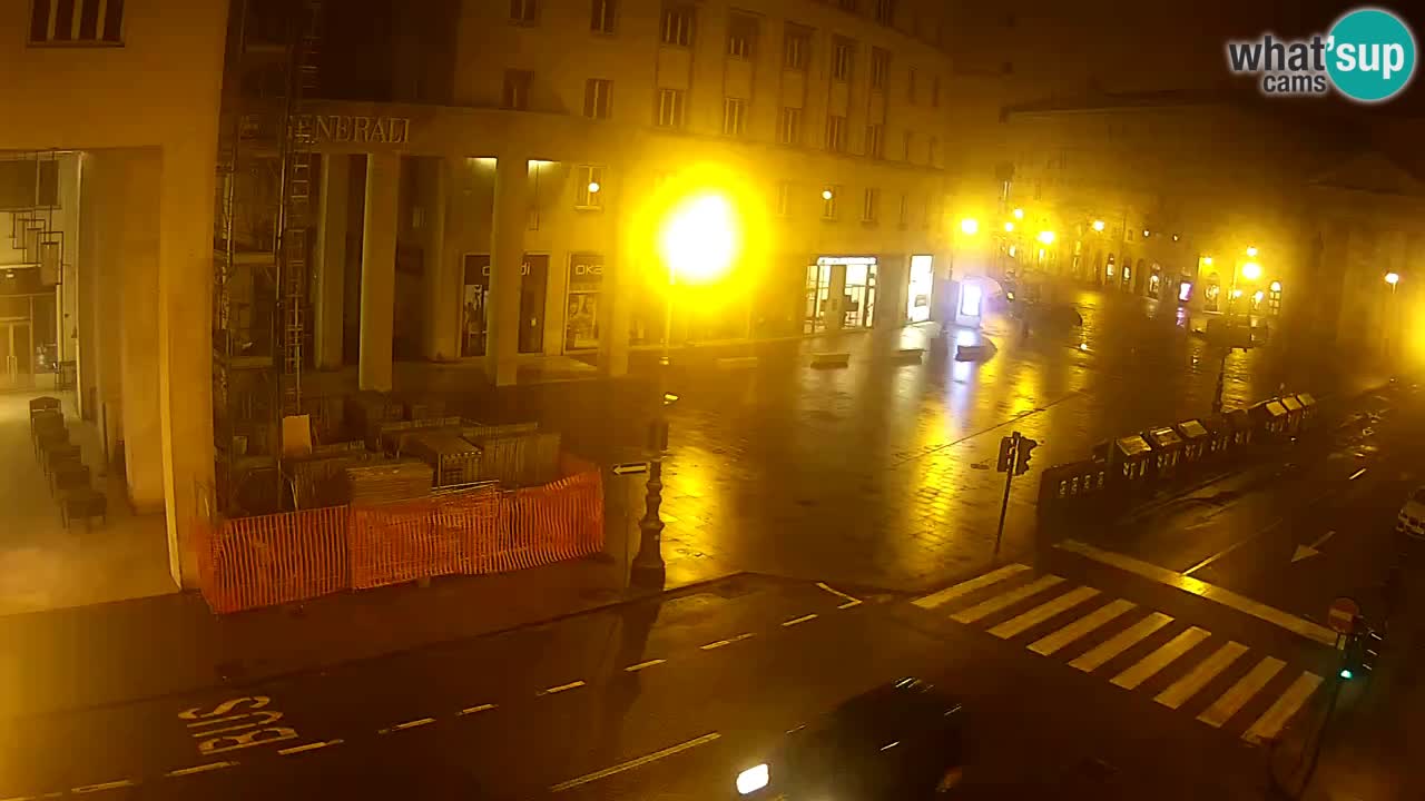 Trieste – Borsa square webcam live