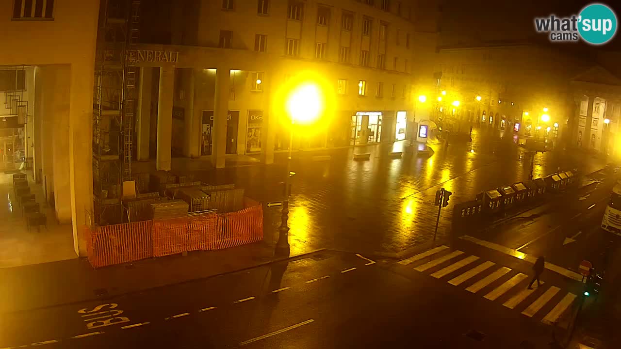 Trieste – Borsa square webcam live