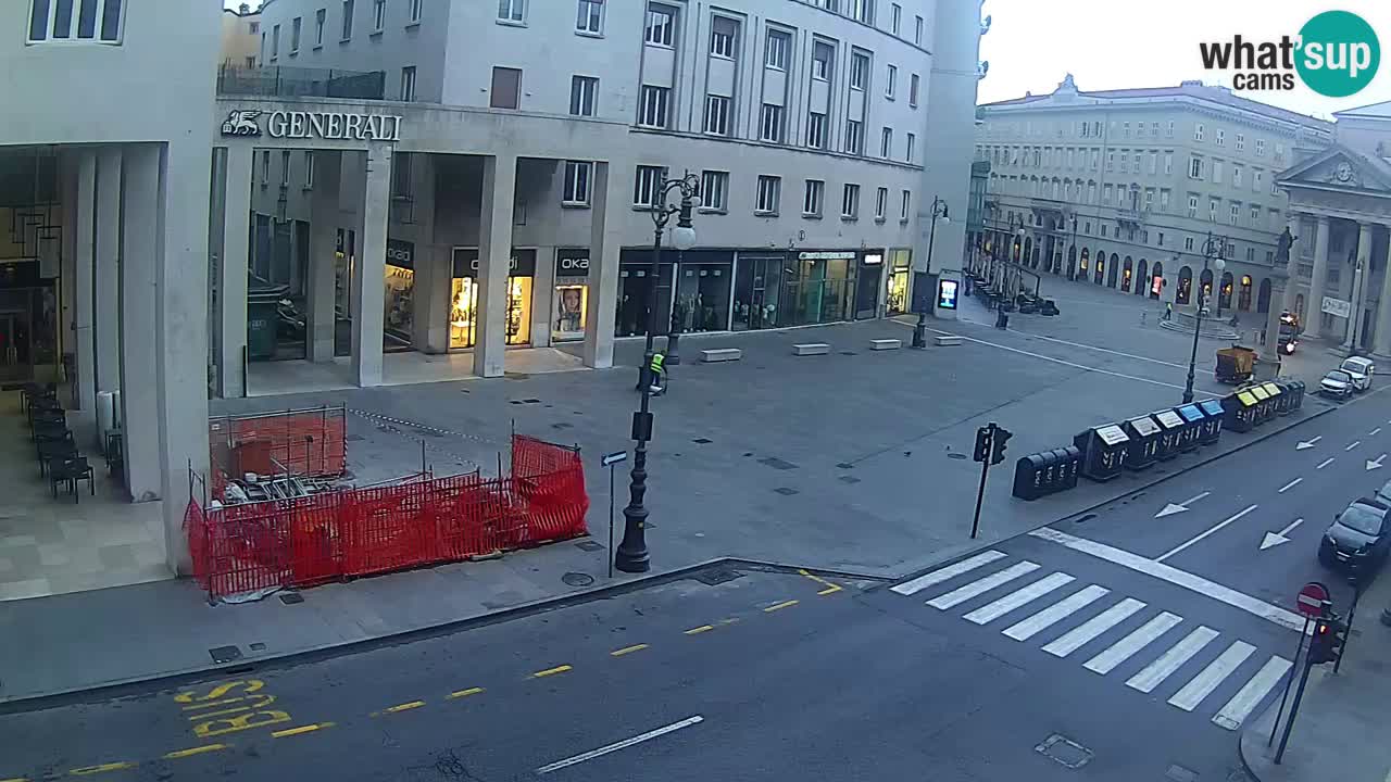 Trieste – Borsa square webcam live