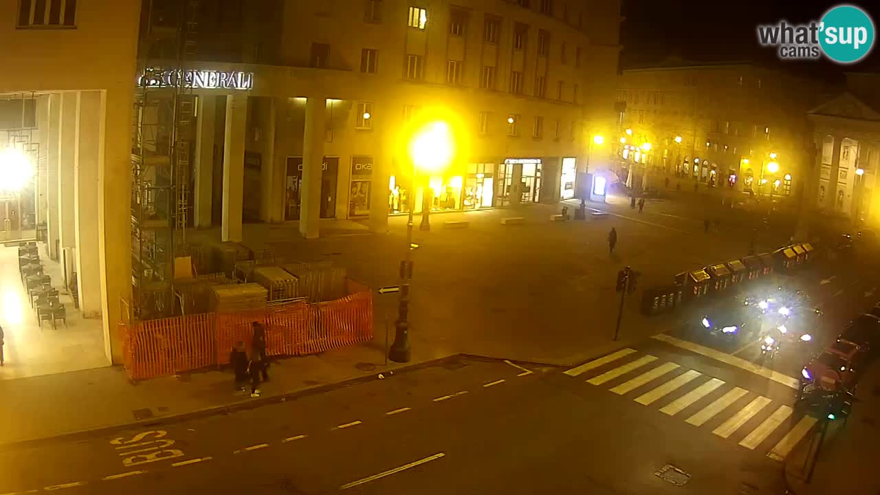 Trieste – Borsa square webcam live