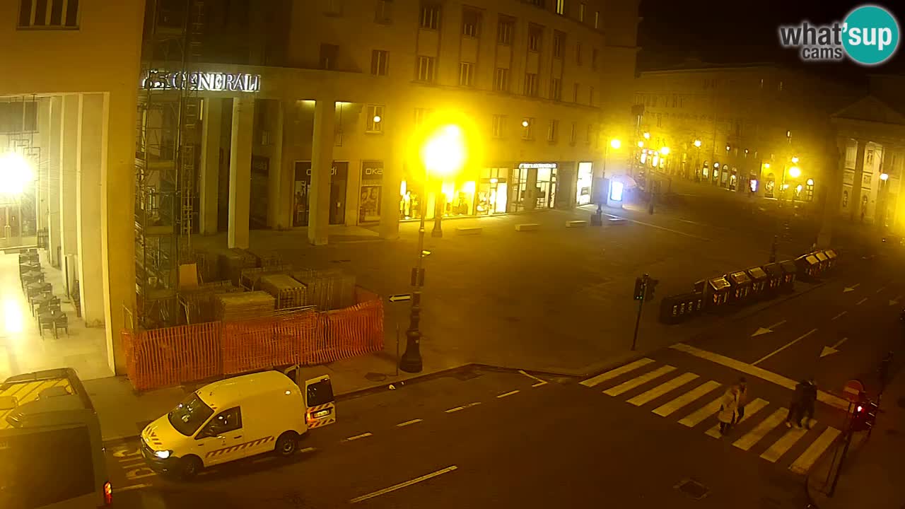 Trieste – Borsa square webcam live