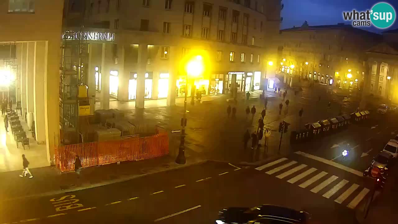 Trieste – Plaza de la Borsa webcam live