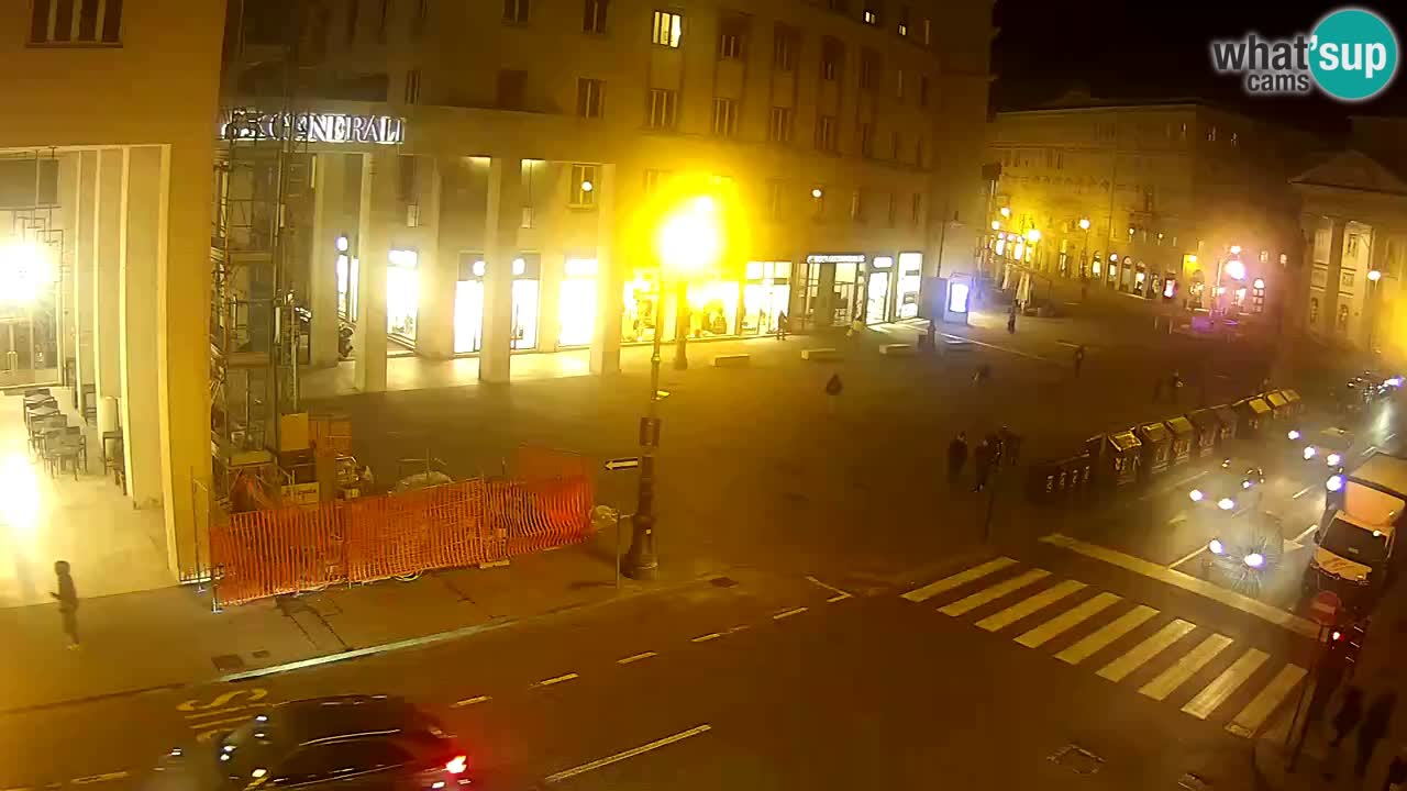 Trieste – Plaza de la Borsa webcam live