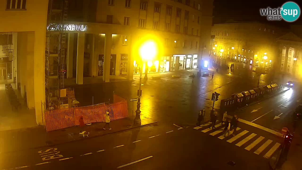 Trieste – Borsa square webcam live