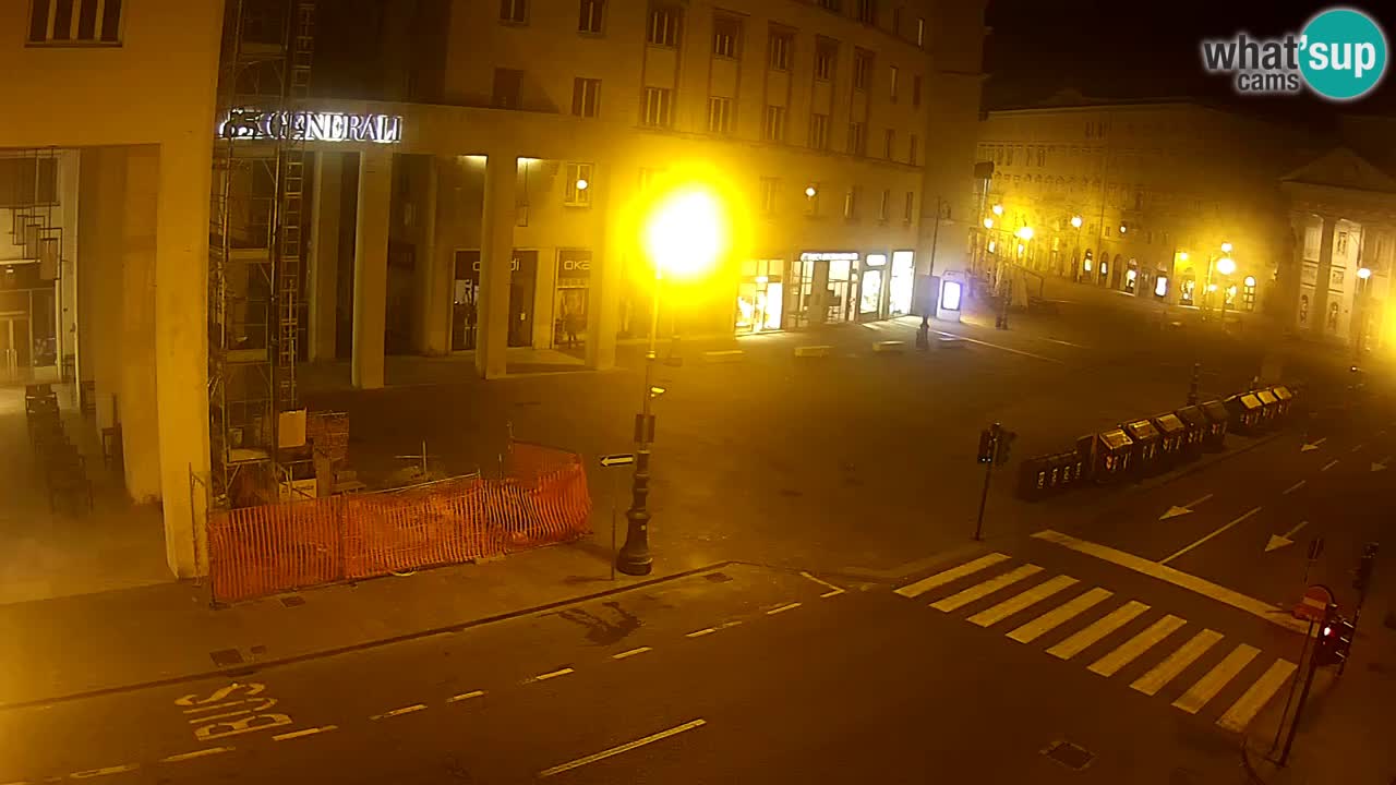 Trieste – Plaza de la Borsa webcam live