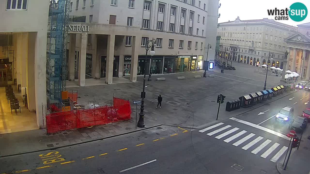 Trieste – Borsa square webcam live