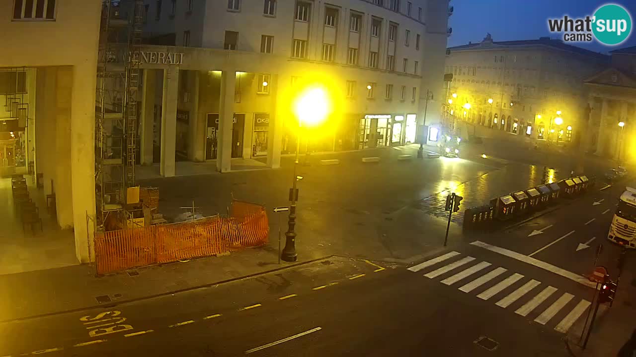 Trieste – Place de la Borsa webcam live