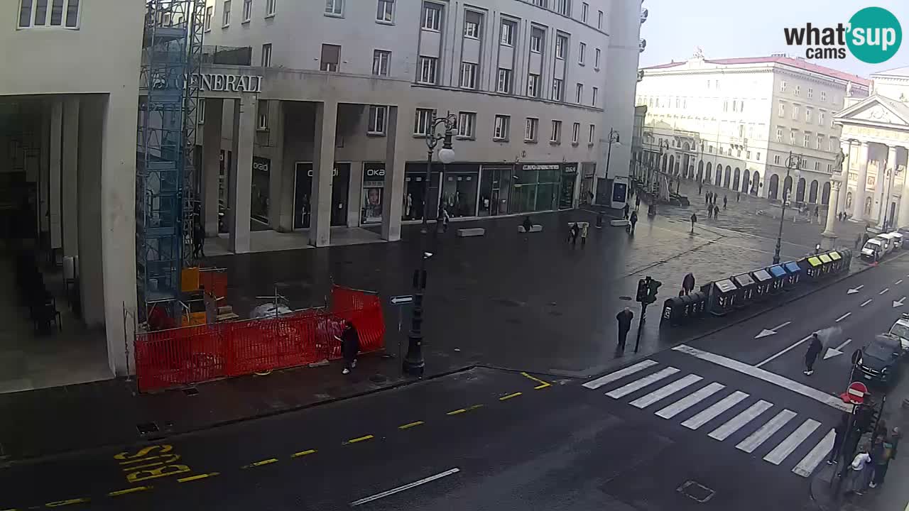 Trieste – Plaza de la Borsa webcam live