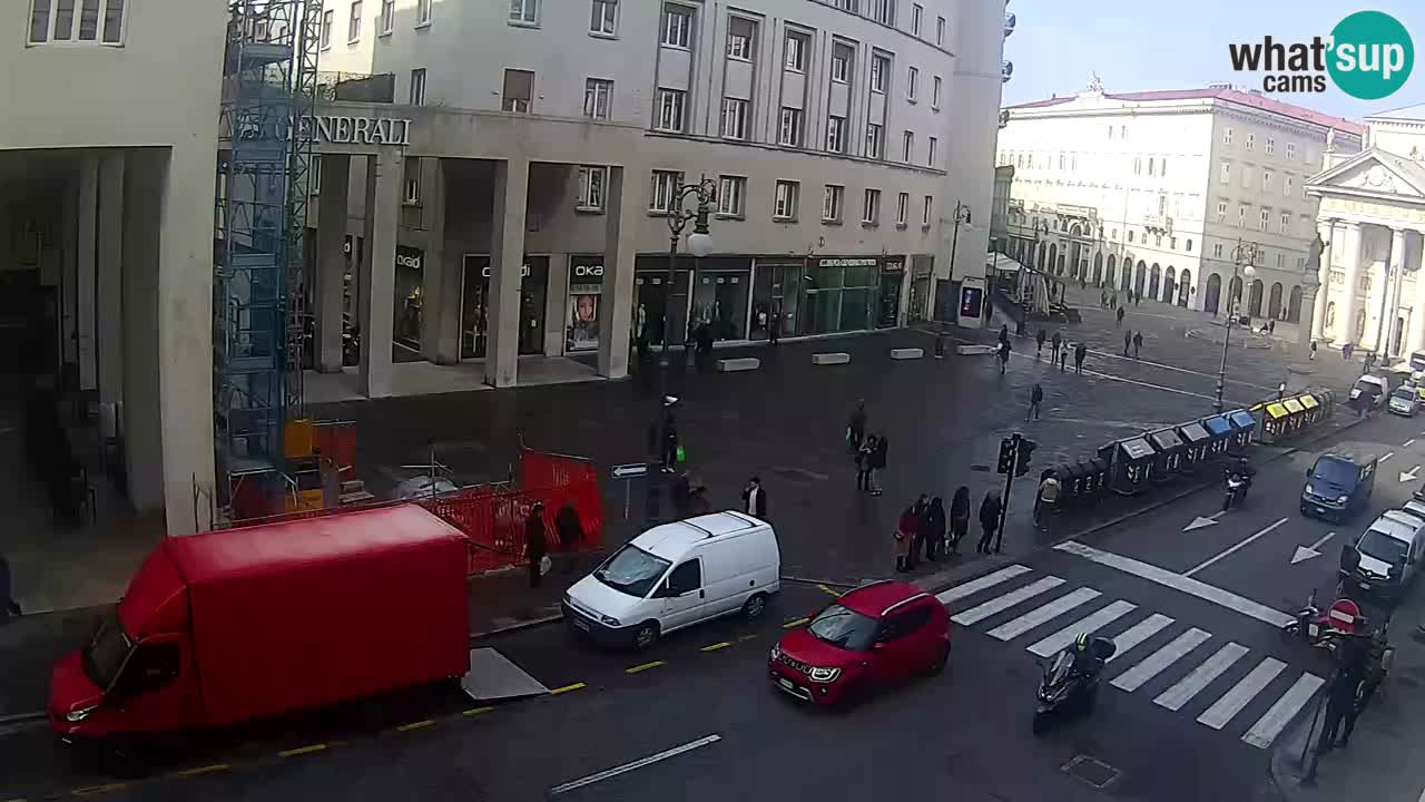 Trieste – Borsa square webcam live