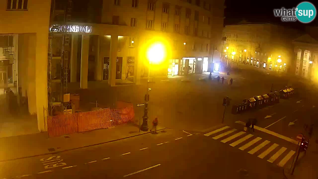 Trieste – Borsa square webcam live