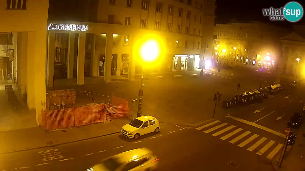 Trieste – Place de la Borsa webcam live