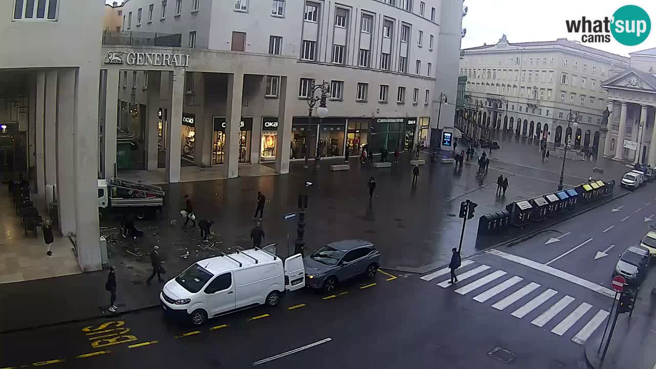 Trieste – Borsa square webcam live