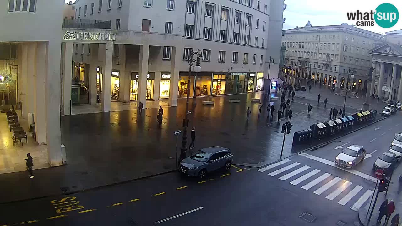 Trieste – Plaza de la Borsa webcam live