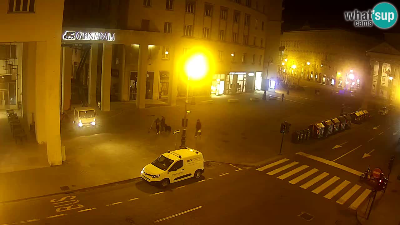 Trieste – Plaza de la Borsa webcam live