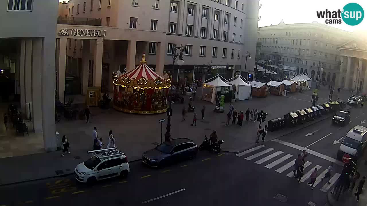 Trieste – Plaza de la Borsa webcam live