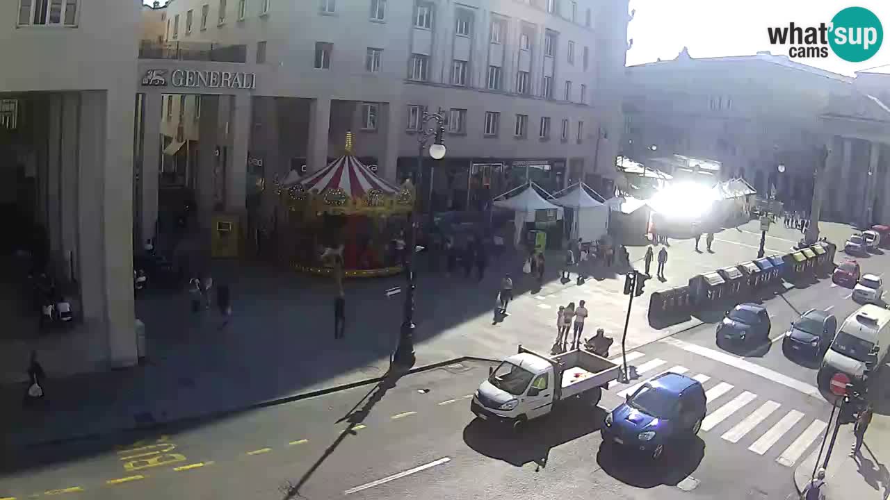 Trieste – Borsa square webcam live