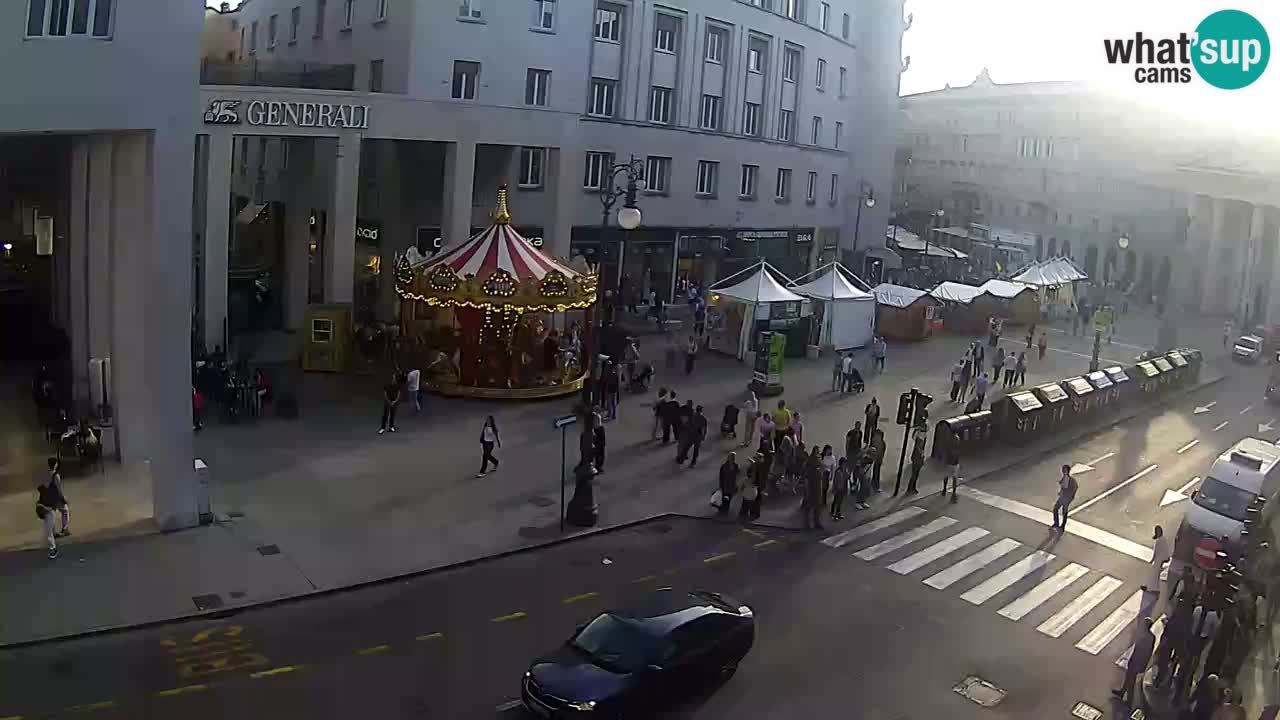 Trieste – Borsa square webcam live