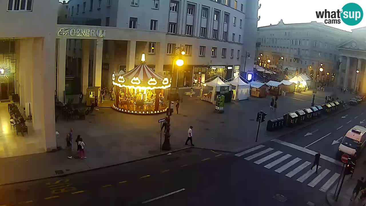 Trieste – Plaza de la Borsa webcam live