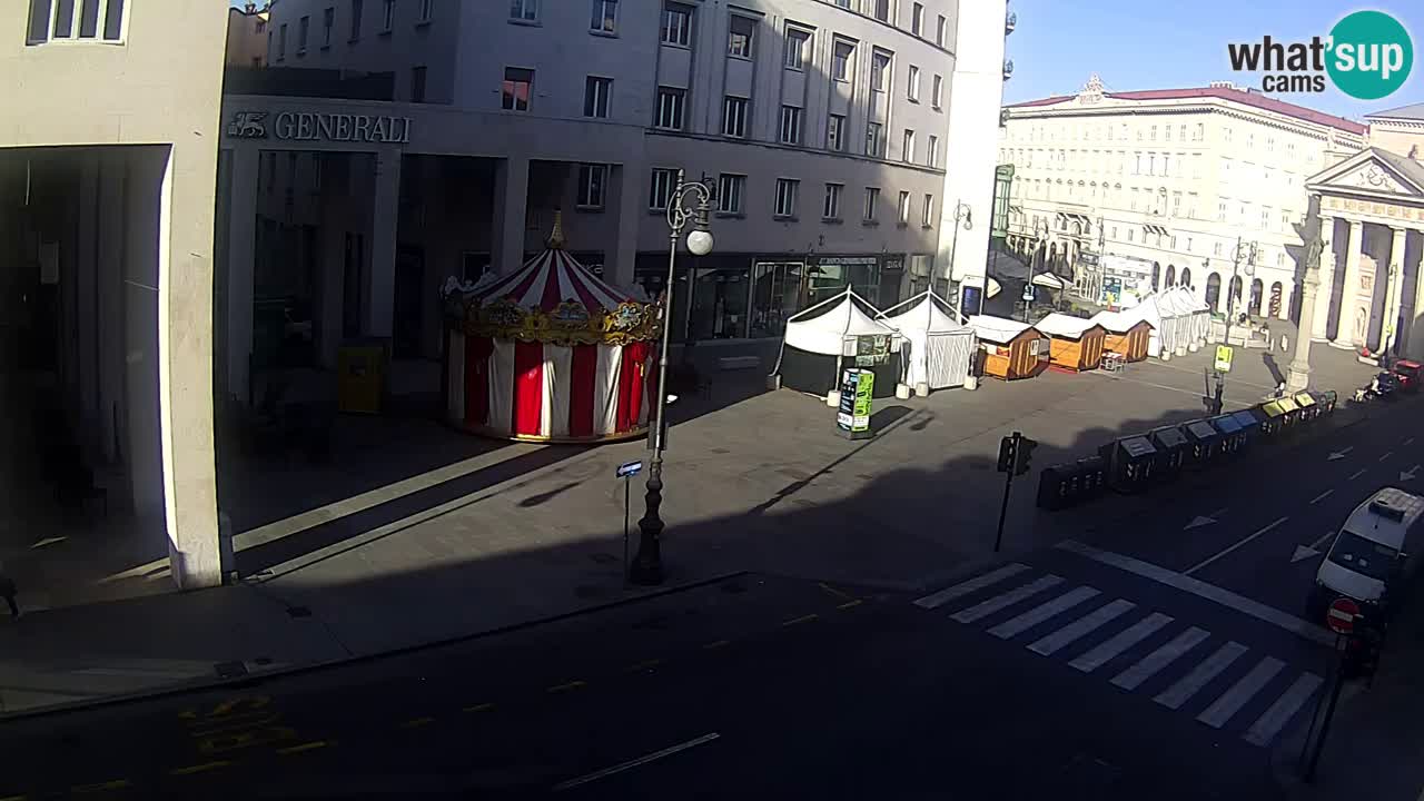 Trieste – Place de la Borsa webcam live