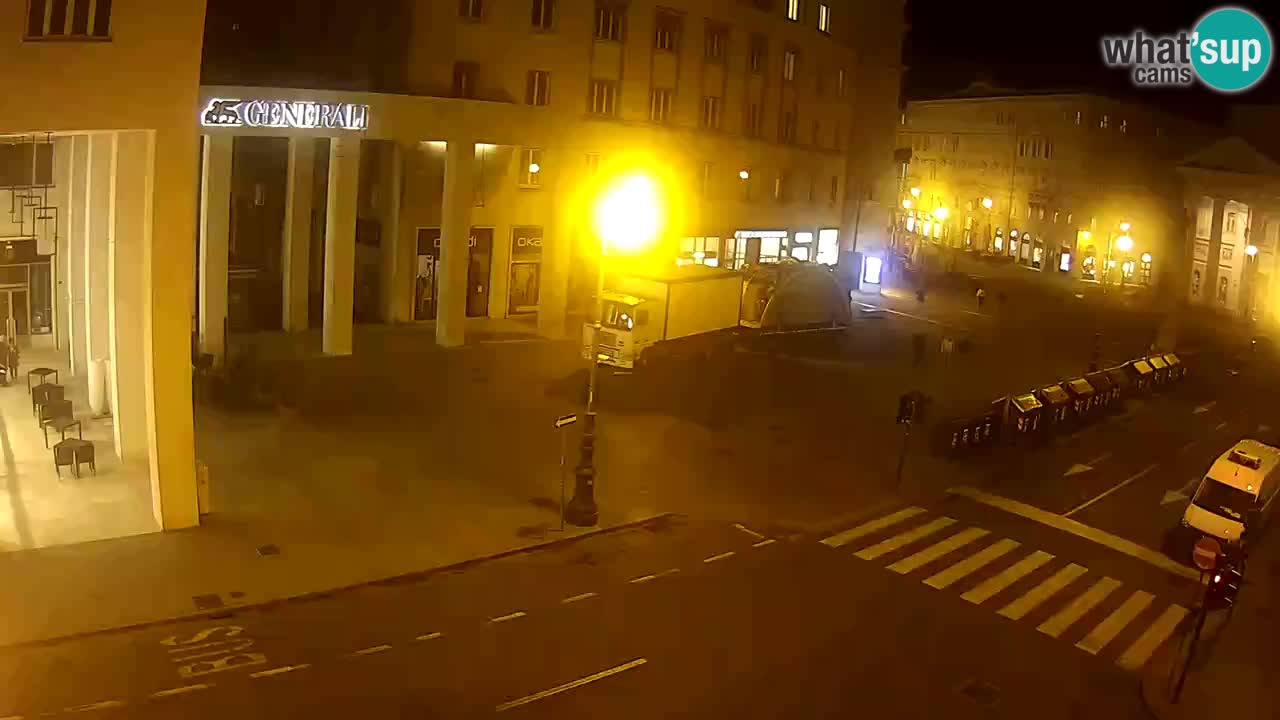 Trieste – Borsa square webcam live