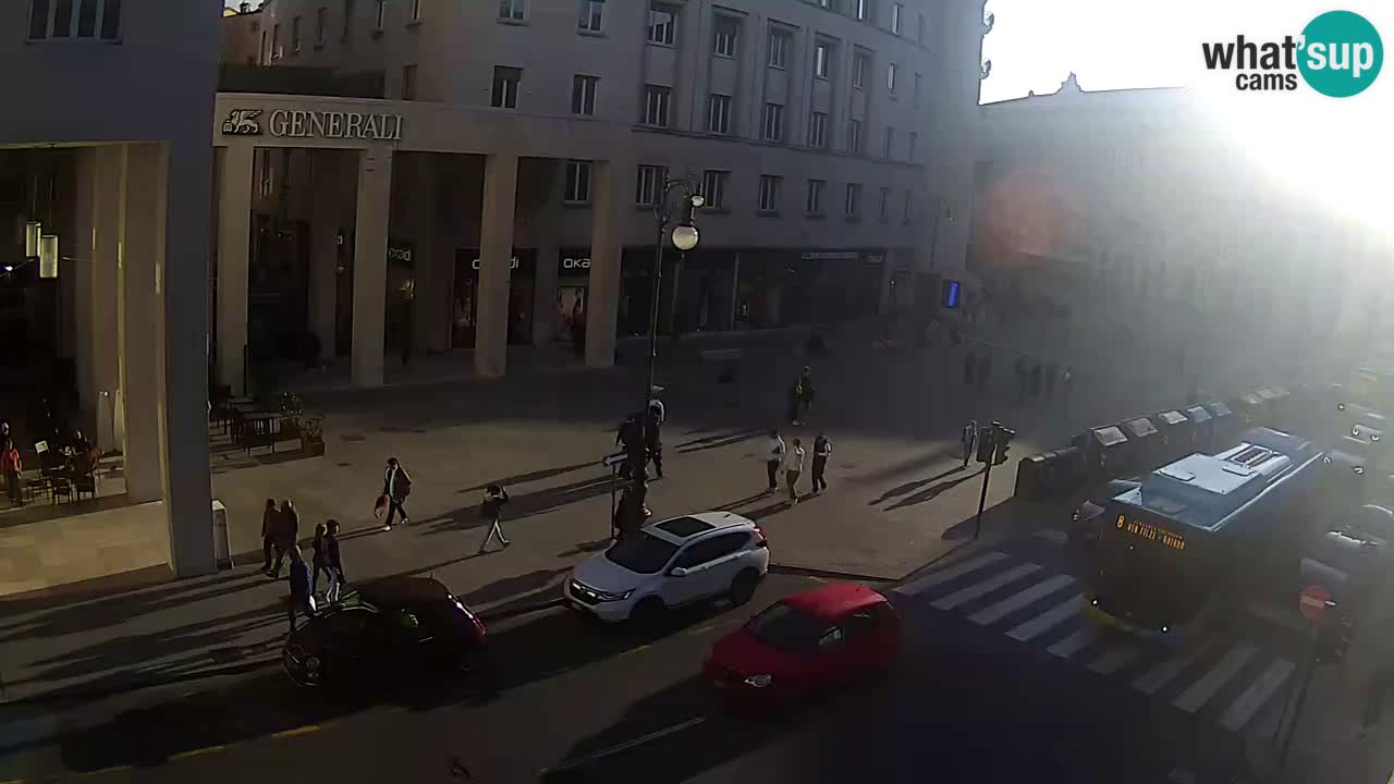 Trieste – Borsa square webcam live