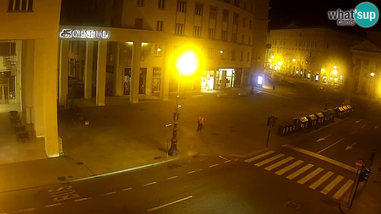 Trieste – Borsa square webcam live